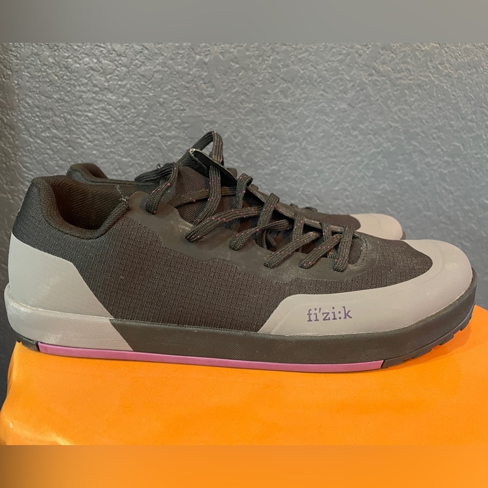 Vibram Fizik biking shoes